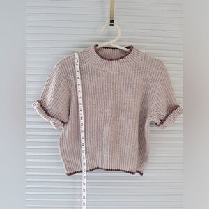 Absolutely Cotton. Short sleeve sweater. Pullover. Crew neck.